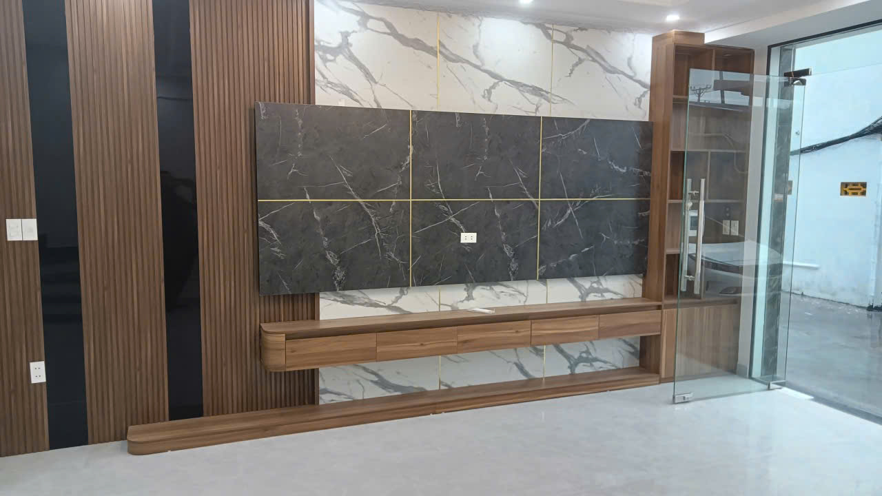 Cần chuyển nhượng Căn nhà Tại  Đà Nẵng Ngõ Thông Oto vào tận nhà ( oto để Ngày Đêm ko mất tiền) 15978573