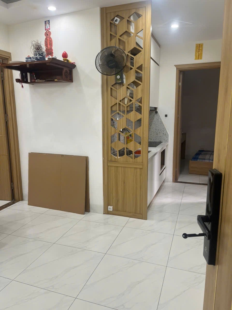 Cho thuê nhà Cc mini Nguyễn Trãi 50m2, 2 ngủ chỉ 8.2 triệu vào được ngay 15978584