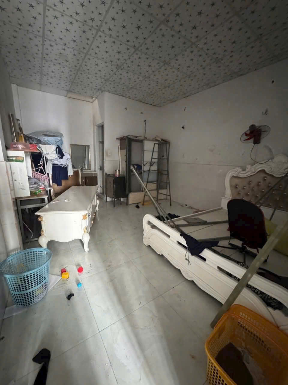 Nhà 1 trệt 1 lầu 4mx13m sổ hồng riêng thới an 11 q12 15978591