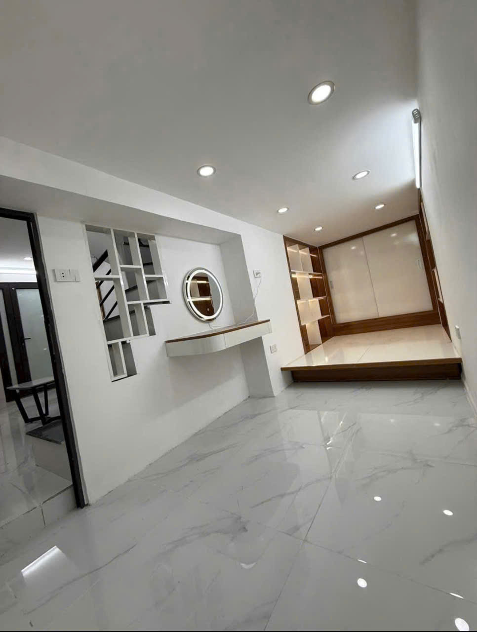 Cho thuê nhà ngõ Khâm Thiên- 3 tầng x 25m2, 3 ngủ, 8 triệu 15978629