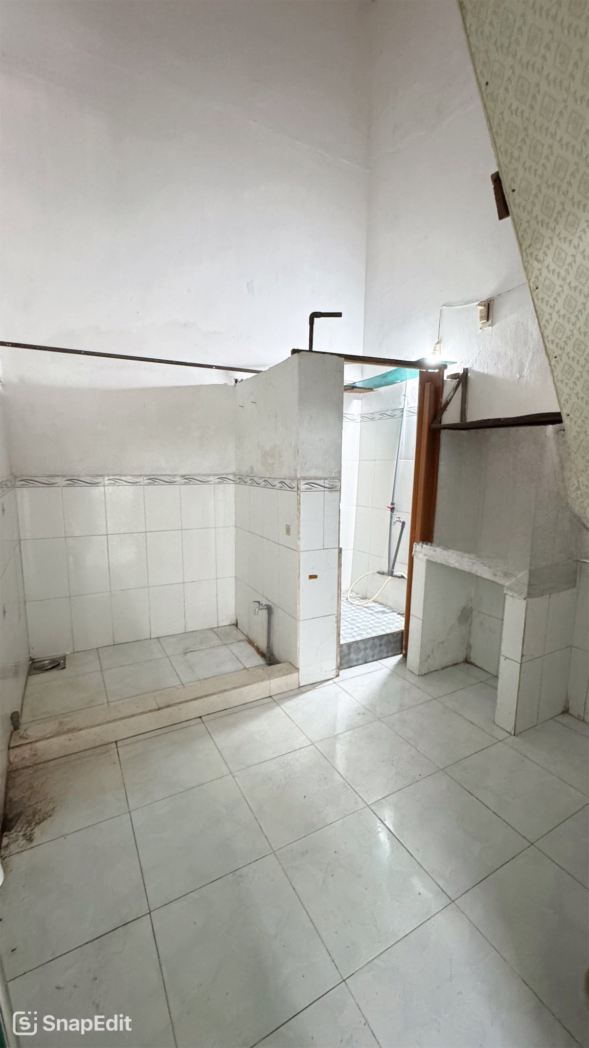 CHỦ MUỐN ĐỂ LẠI CĂN NHÀ  NGAY TTTP KHU BÀN CỜ HẺM THÔNG ĐƯỜNG MẠC ĐỈNH CHI P.NHA TRANG 15978657