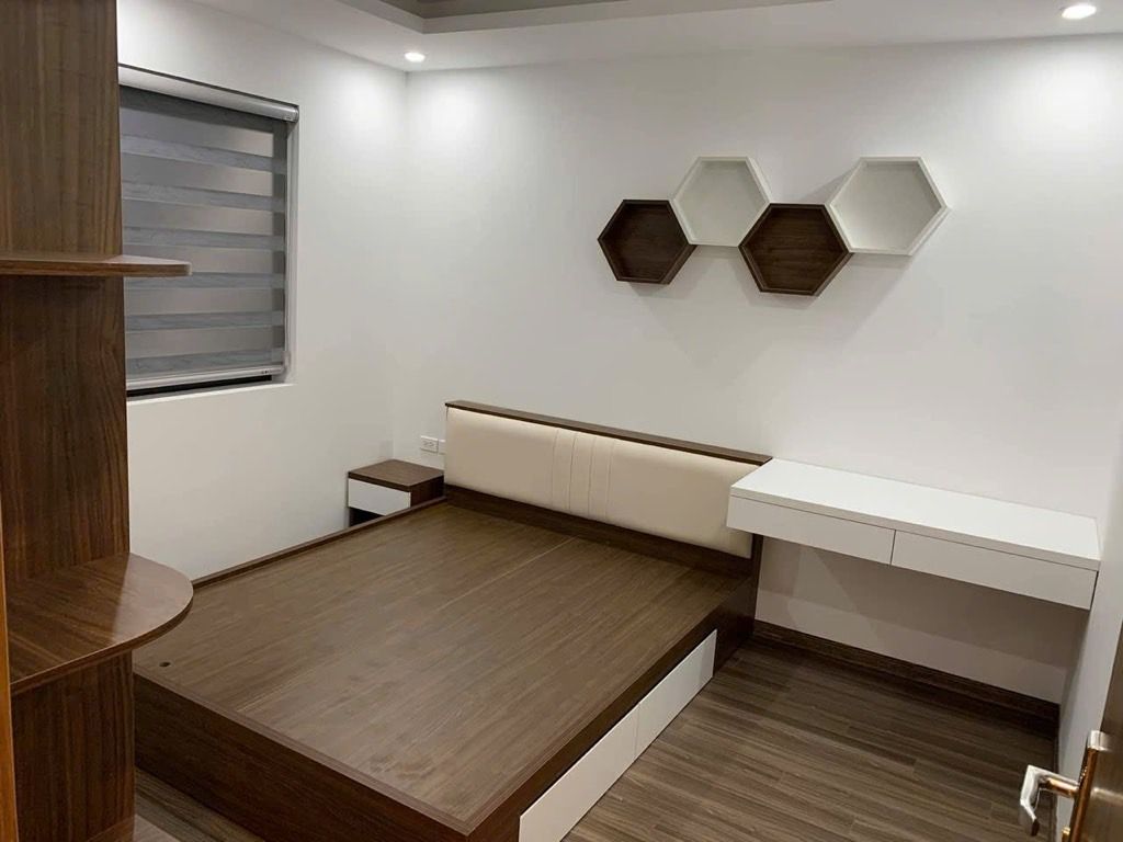 Bán  Căn Hộ đẹp Nguyễn Sơn- Khu Bộ Quốc Phòng Full Nội thất - ngõ nông 31m - nhỉnh 3 tỷ(TL) 15978660