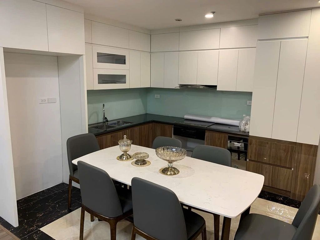 Bán  Căn Hộ đẹp Nguyễn Sơn- Khu Bộ Quốc Phòng Full Nội thất - ngõ nông 31m - nhỉnh 3 tỷ(TL) 15978660