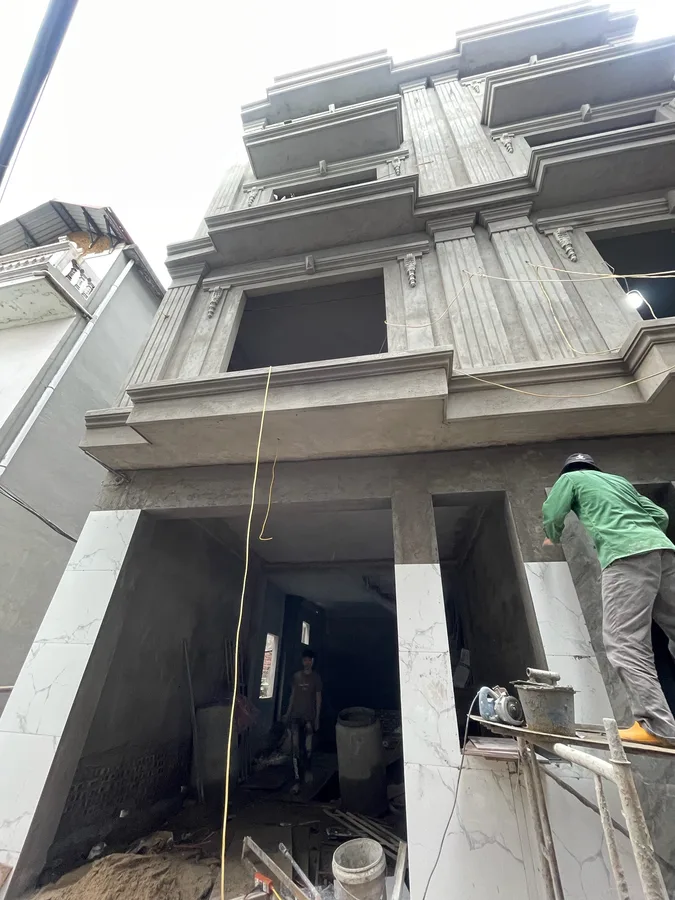 Bán 2 căn mới xây Đức Giang - cách ô tô tránh chỉ 10m - 4 tầng 5pn, chỉ nhỉnh 150tr/m2 15978664