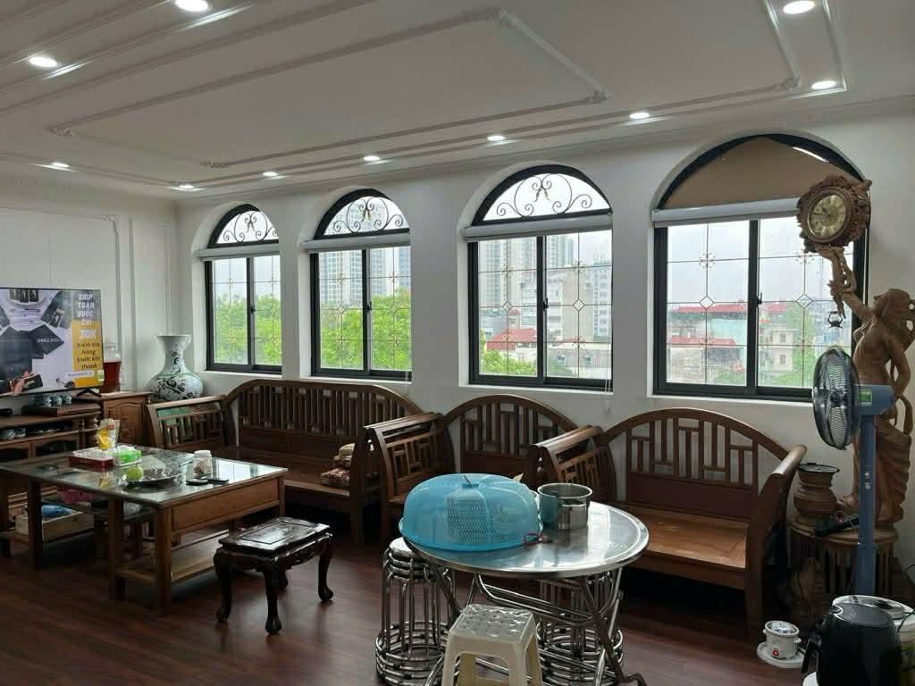 nhà đẹp Ngọc Lâm, 75m x 6tầng, vỉa hè, ôtô tránh, gần trường học + chung cư cao cấp, kinh doanh 15978673