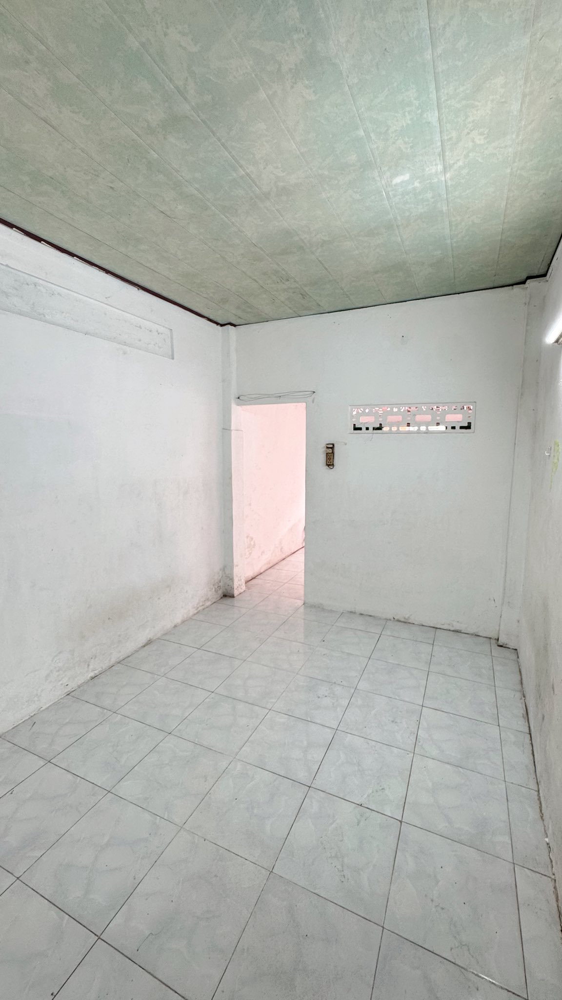 CHỦ MUỐN ĐỂ LẠI CĂN NHÀ  NGAY TTTP KHU BÀN CỜ HẺM THÔNG ĐƯỜNG MẠC ĐỈNH CHI P.NHA TRANG 15978679