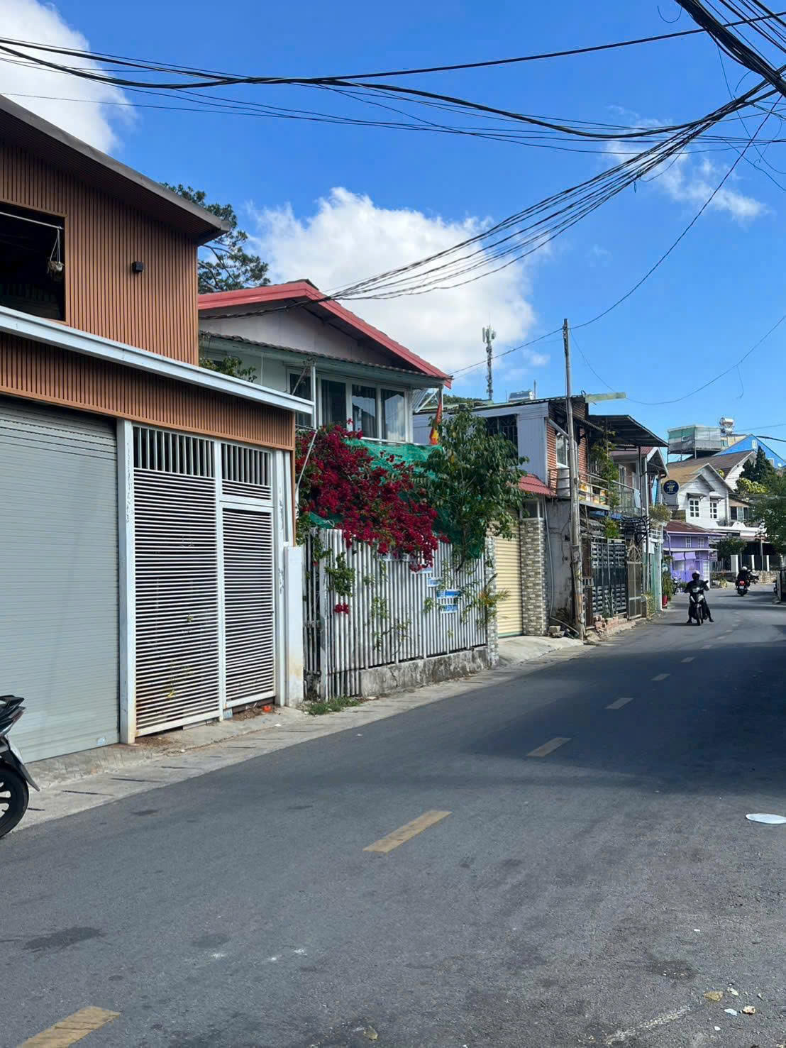 Bán nhà SRXD đường hoàng diệu phường 5 Đà Lạt ngang 6.4m giá 6.8 tỷ 15978724