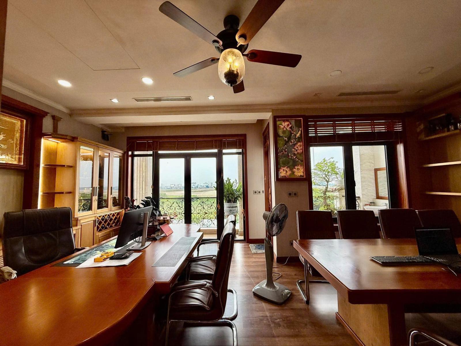 Bán nhà Mặt tiền đường C12 - giao Cộng Hòa, nối nhà Ga T3, 7,5x20m, 5 Tầng, 55 tỷ. 15978742