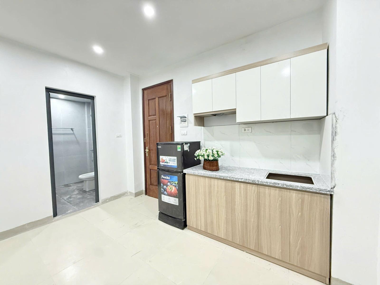 Cho thuê căn hộ đẹp Nguyễn Khánh Toàn 35m2, full đồ vào ngay 15978745