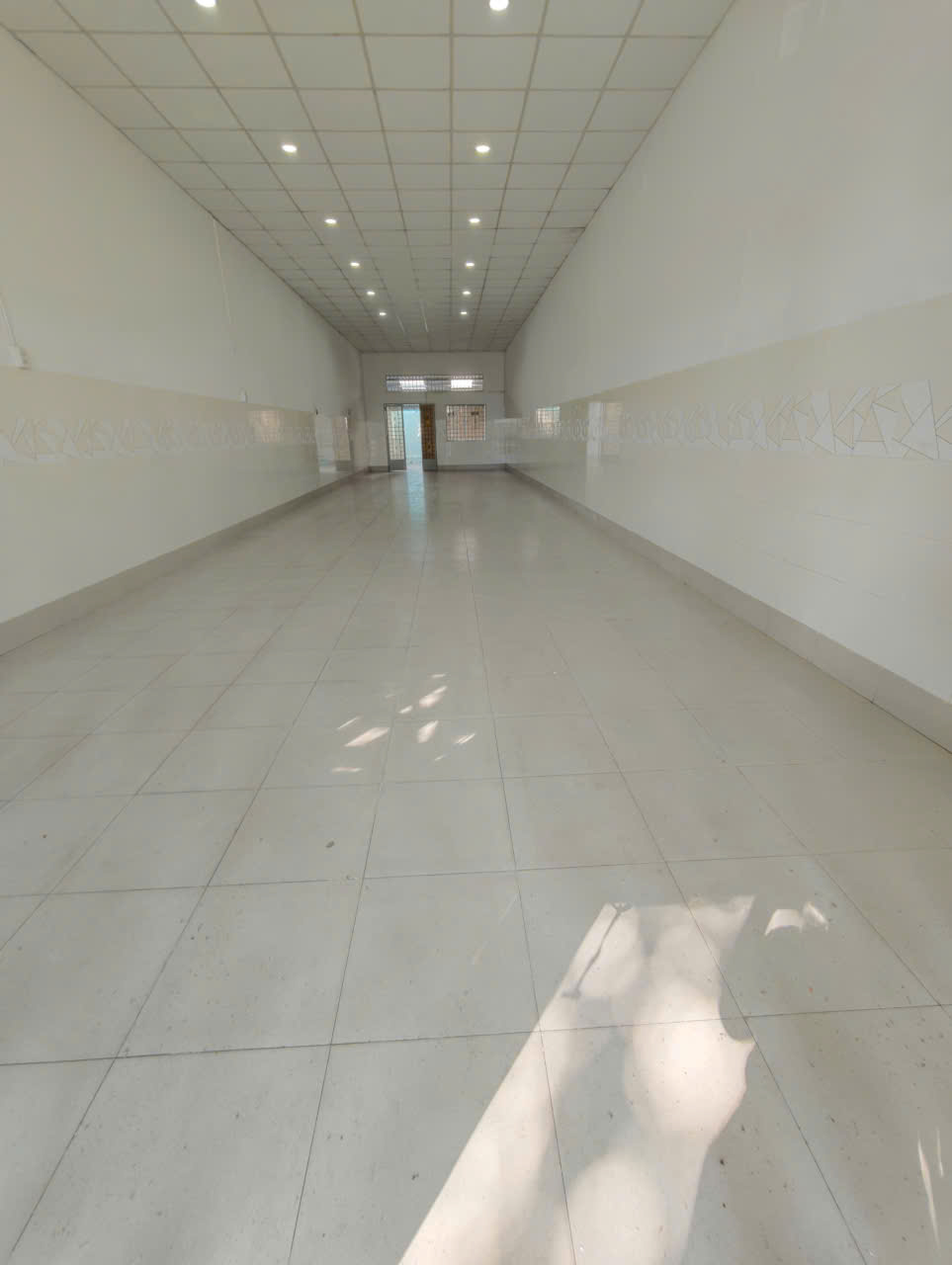 128. cho thuê nhà 12 triệu mặt tiền đường Võ Văn Kiệt 15978787