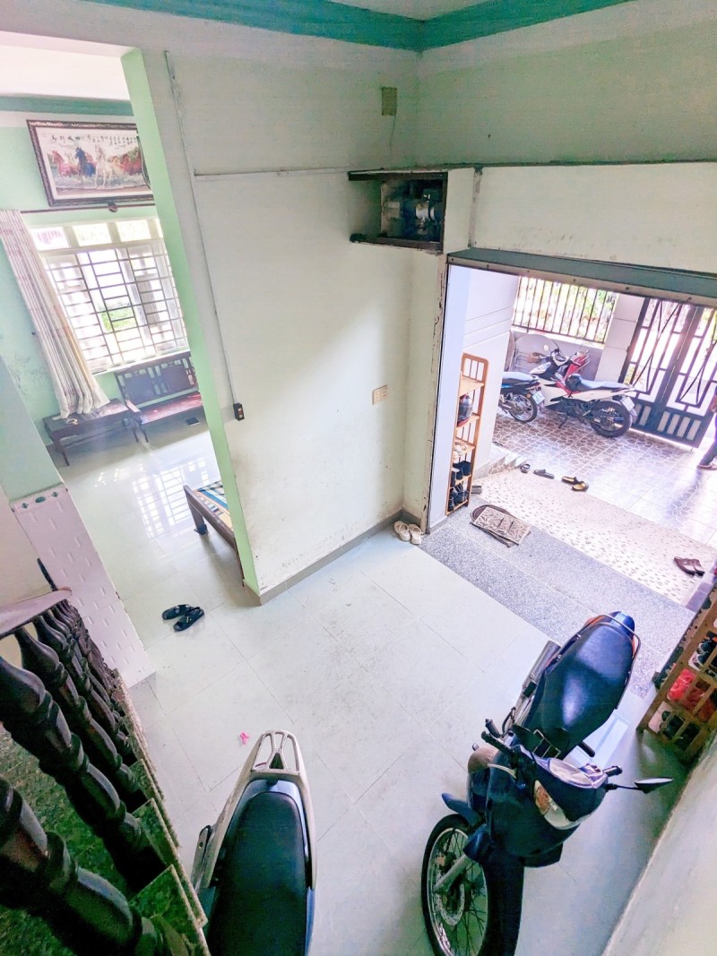 Bán nhà đường 160, Tăng Nhơn Phú A, Q9, Thủ Đức, TP HCM. DT 105m2, 3 tầng, 8PN. Giá  7.55  tỷ, 15978793
