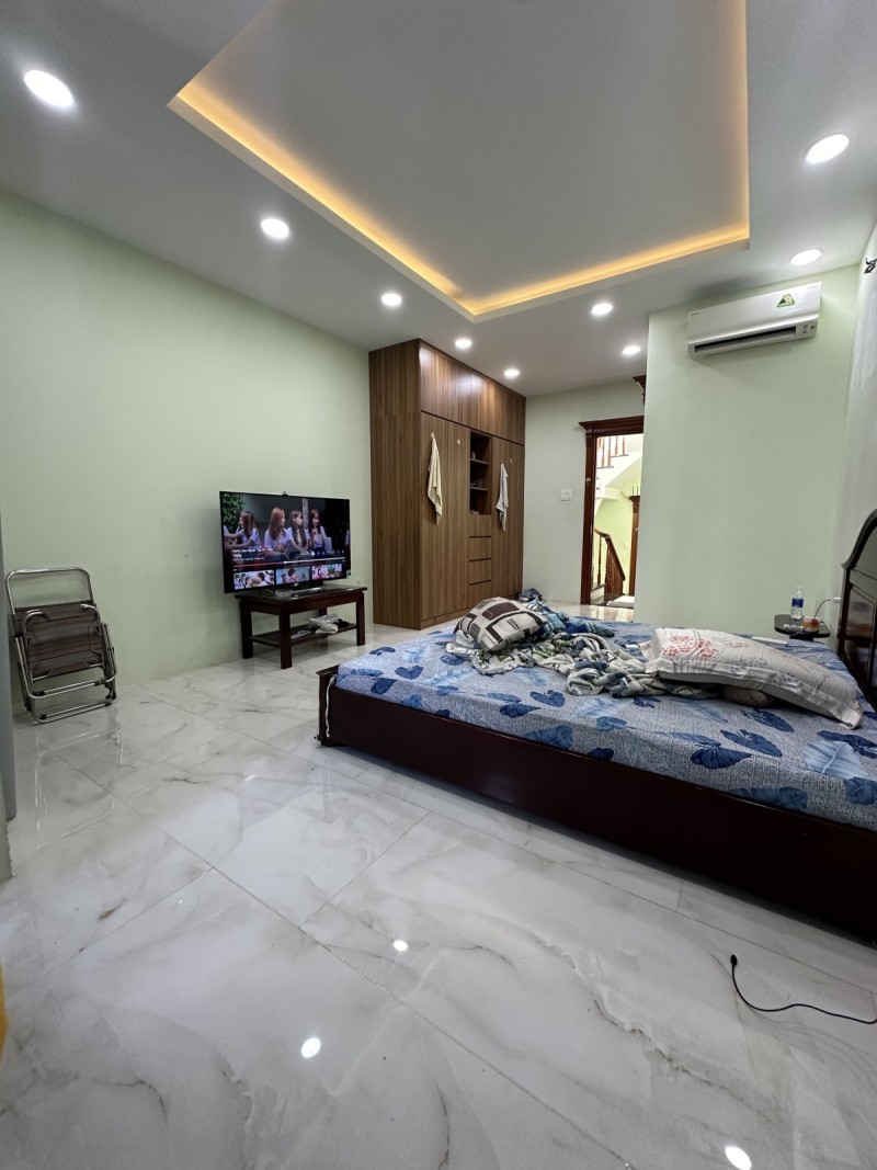 Bán nhà đường 160, Tăng Nhơn Phú A, Q9, Thủ Đức, TP HCM. DT 105m2, 3 tầng, 8PN. Giá  7.55  tỷ, 15978793