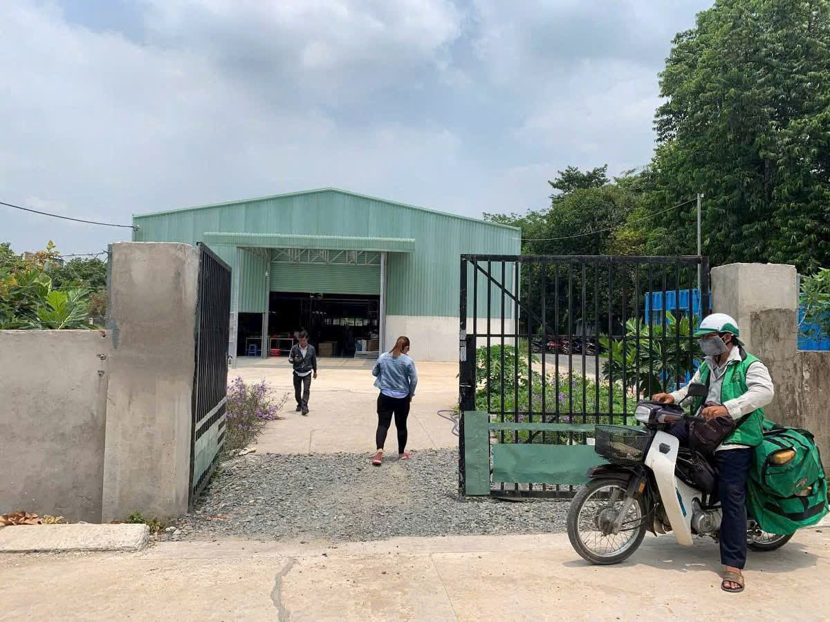 BÁN 2 KHO XƯỞNG MẶT TIỀN THẠNH LỘC 56, Q.12 – CÁCH BÙI CÔNG TRỪNG CHỈ 99M 15978830