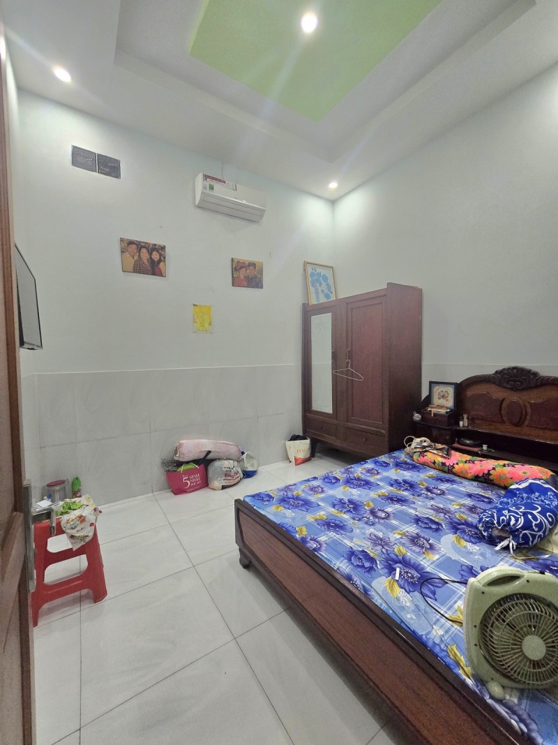 Bán nhà đường Trương Văn Hải, Q9, Thủ Đức, TP HCM. DT 95m2, 2 lầu, 3PN, Giá  8.55  tỷ, SHR 15978861