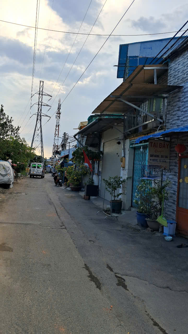 Chỉ 50 Triệu/m² - BÁN LÔ ĐẤT LỚN TẶNG 3 CĂN NHÀ CẤP 4 - NGAY CHỢ HIỆP BÌNH - PHẠM VĂN ĐỒNG - 15978862