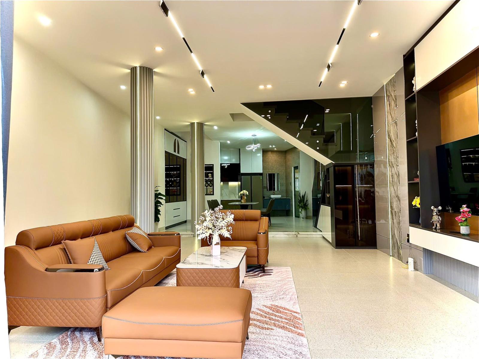 🔴💥Siêu phẩm 3 tầng 3 mê  full nội thất MT  Nguyễn Hữu Thọ 15978884