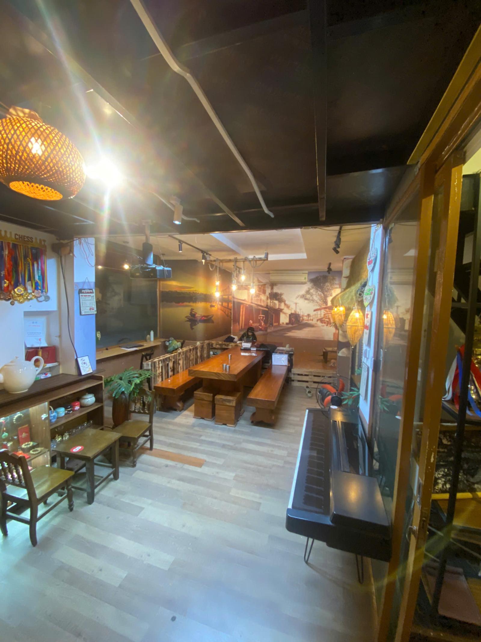 CHO THUÊ MẶT BẰNG ĐẸP KHU TRUNG TÂM NGUYÊN HỒNG  , ĐỐNG ĐA 15978907