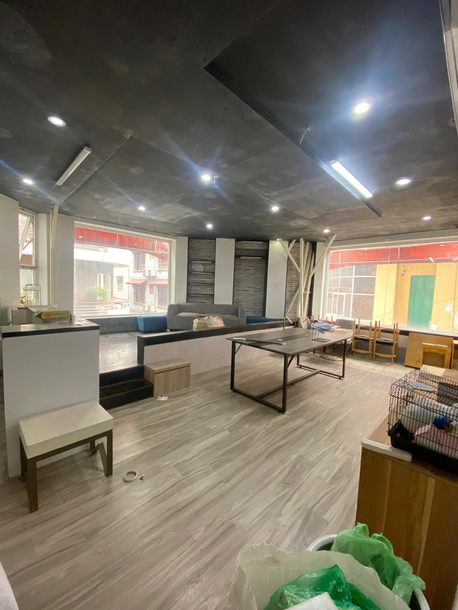 CHO THUÊ MẶT BẰNG ĐẸP KHU TRUNG TÂM NGUYÊN HỒNG  , ĐỐNG ĐA 15978907