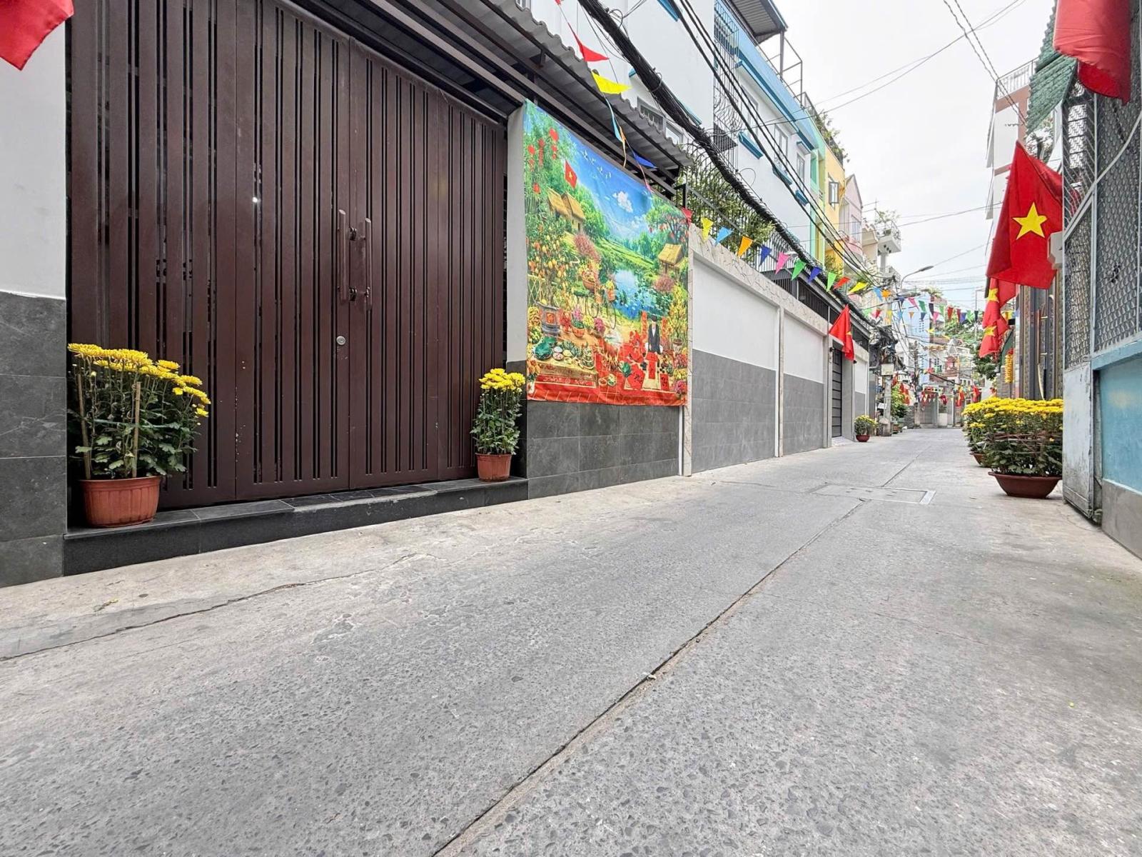 Bán nhà 4 tầng,Huỳnh Văn Bánh, Phú Nhuận,HXH, khu dân cư Vip, 41m2, gần 8 tỷ 15978937