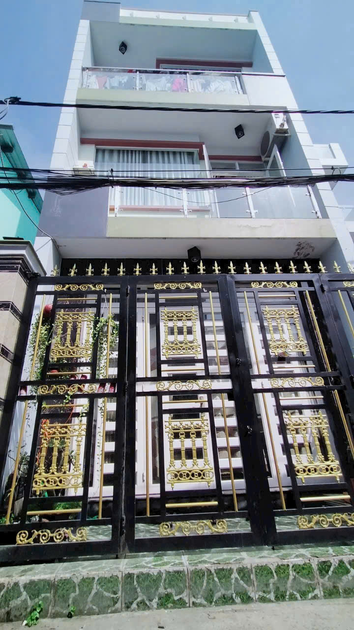 NHÀ ĐẸP GIÁ TỐT - HẺM 1113 HUỲNH TẤN PHÁT, QUẬN 7 - CÁCH MẶT TIỀN ĐƯỜNG CHÍNH KHOẢNG 100M - GIÁ 6,2 15978941