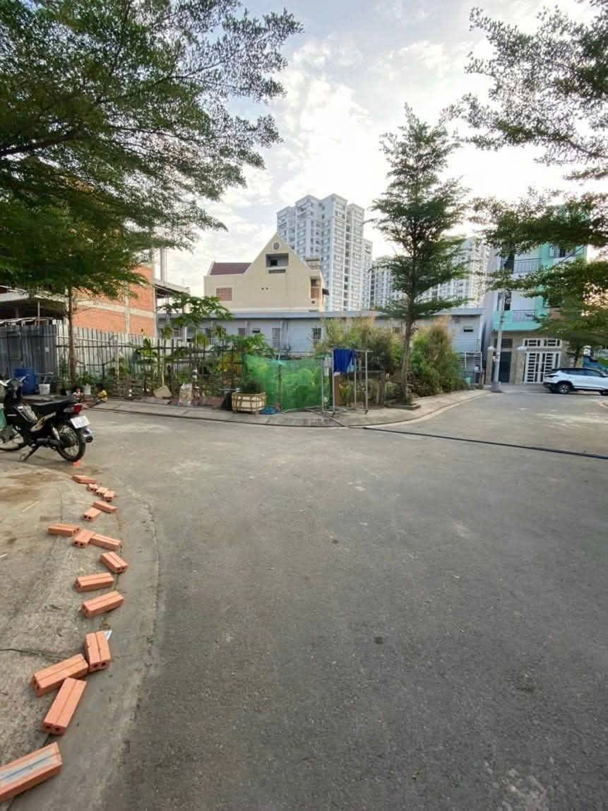 BÁN NỀN ĐẤT THỔ CƯ GÓC 2 MẶT ĐƯỜNG NHỰA 7M - 2581/13 HUỲNH TẤN PHÁT, NHÀ BÈ - CHỈ CÒN 6,39 TỶ 15978950