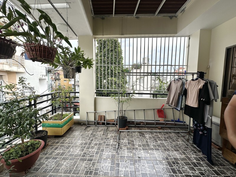 BÁN NHÀ PHÚ NHUẬN OTO VÀO NHÀ 49M2 3 TẦNG NGANG GẦN 4M 3 PN HẺM THÔNG KD THÍCH QUẢNG ĐỨC  GẤP BÁN 15978955