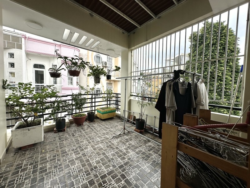 BÁN NHÀ PHÚ NHUẬN OTO VÀO NHÀ 49M2 3 TẦNG NGANG GẦN 4M 3 PN HẺM THÔNG KD THÍCH QUẢNG ĐỨC  GẤP BÁN 15978955