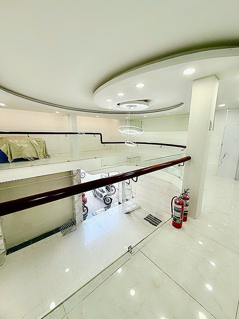 BÁN NHÀ MẶT TIỀN KD Đ.NGUYỄN ĐÌNH CHIỂU, P.BÀN CỜ, QUẬN 3 - NGANG HIẾM 6M*10M - CHÍNH CHỦ* LIÊN HỆ 15978967