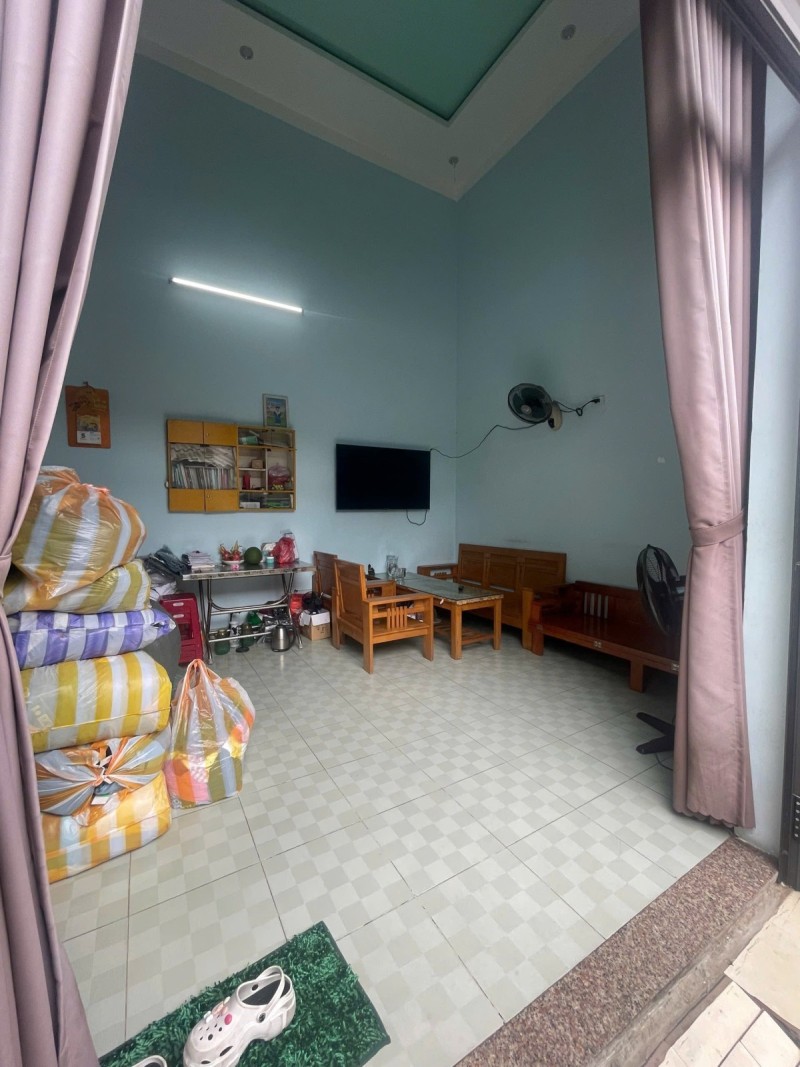 # Nhà đi bộ Nguyễn Tất Thành 45m2, 2 tầng 2PN 2WC, 3.35 tỷ 15978985