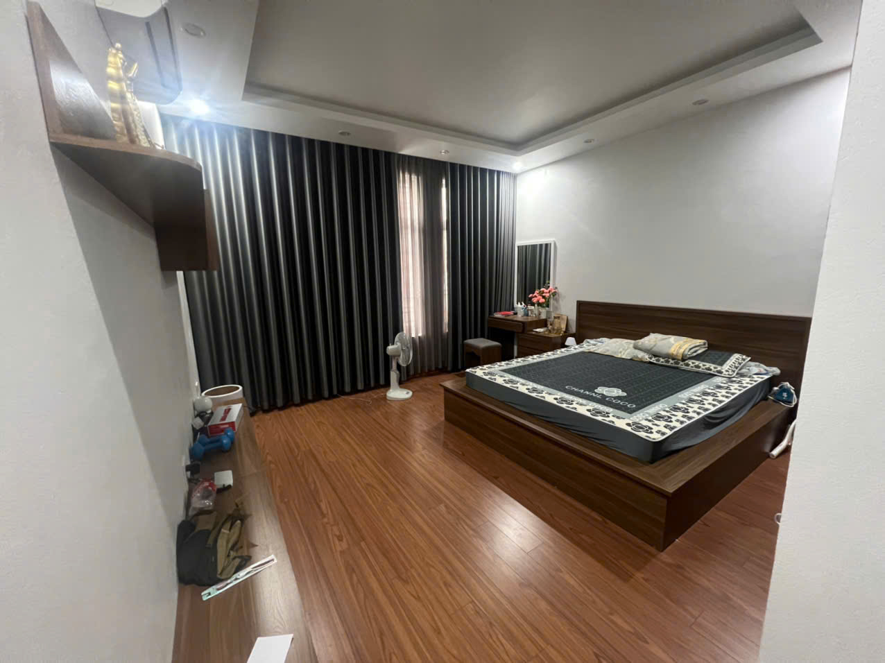 Bán gấp giá rẻ Nguyễn Văn Linh 75m, 3 tầng, mặt tiền 6m, 7.8 tỷ Long Biên. 15978990