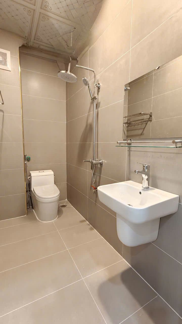 Bán nhà 4 tầng mới tinh  ngay Chợ Khu 1 Đại Phúc - Bắc Ninh 15978994