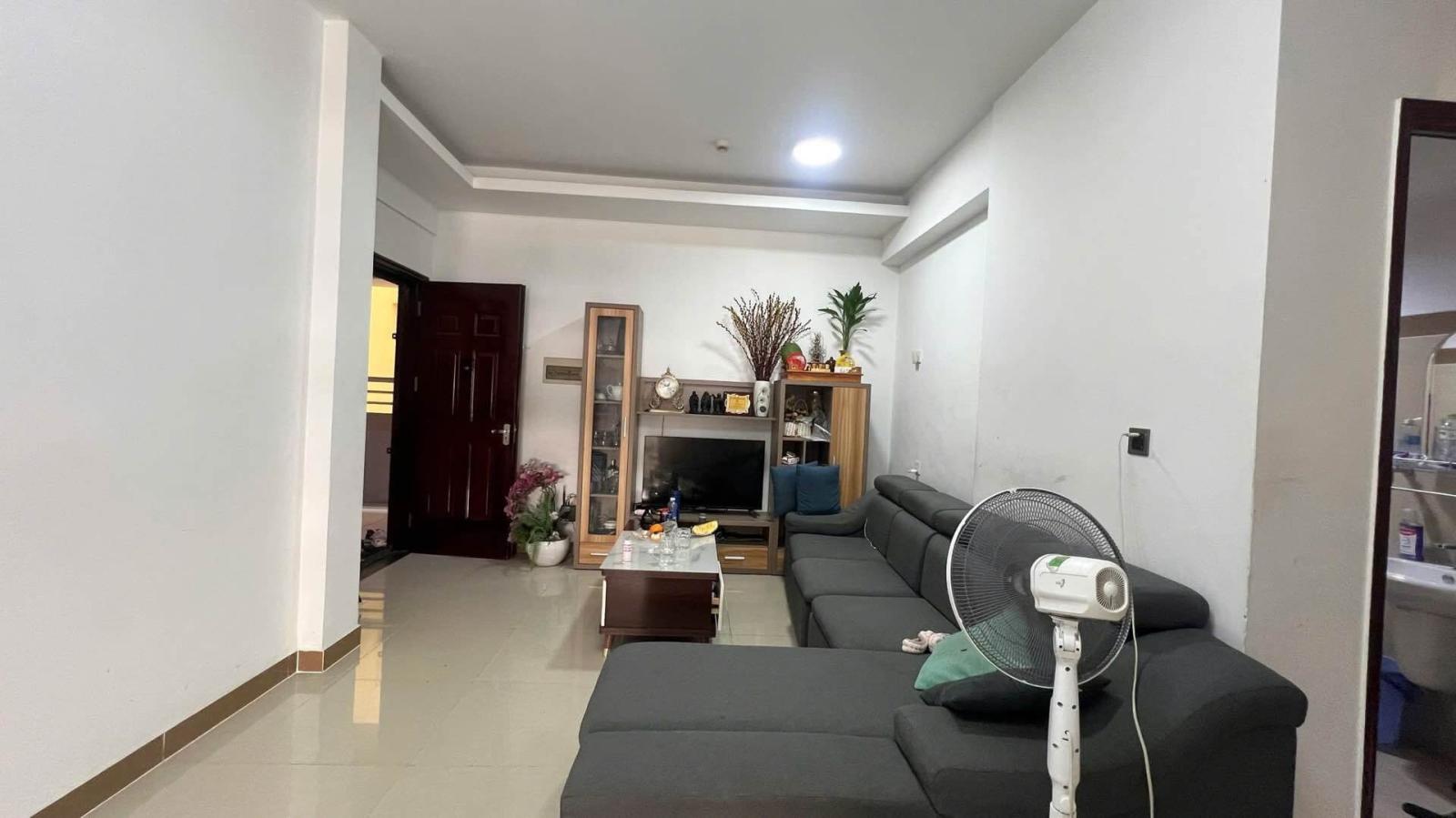 Căn hộ 98m2 Q7 giá 3.6 tỷ: 3PN, view thoáng, vị trí trung tâm, gần trường học, liên hệ ngay 15979006