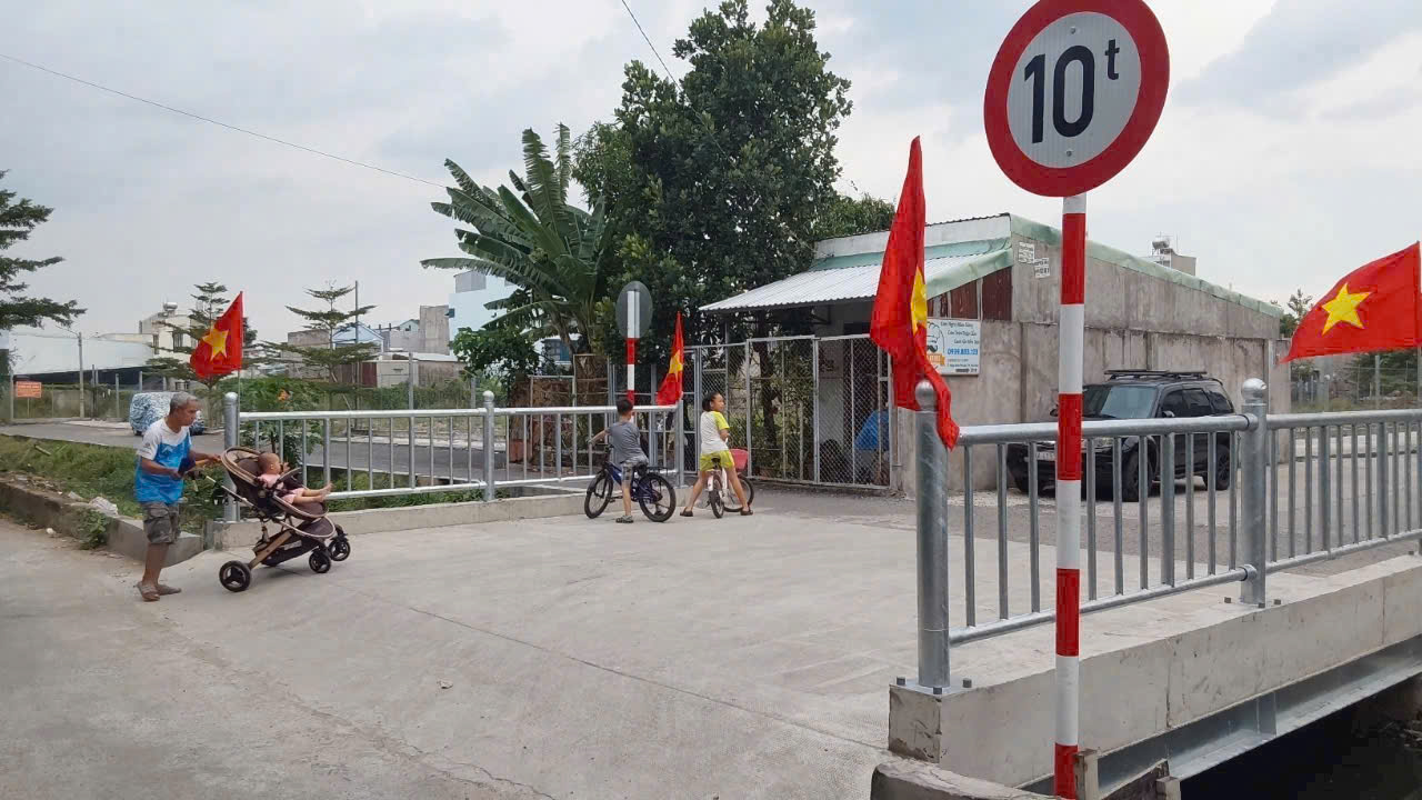 BÁN 3 LÔ ĐẤT HẺM 520 QUỐC LỘ 13 HIỆP BÌNH PHƯỚC – THỔ CƯ 100% – SỔ RIÊNG – XE HƠI TẬN NƠI 15979007