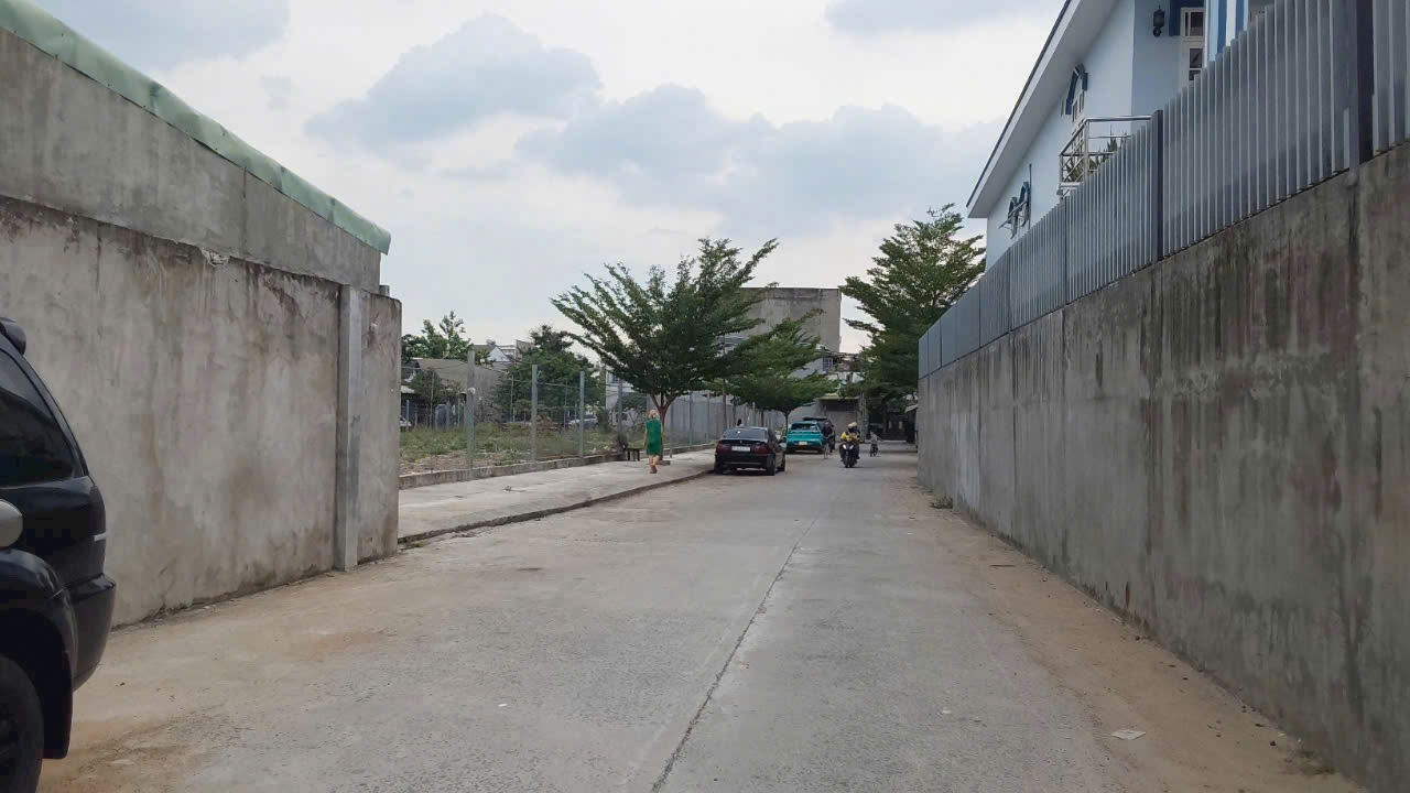 BÁN 3 LÔ ĐẤT HẺM 520 QUỐC LỘ 13 HIỆP BÌNH PHƯỚC – THỔ CƯ 100% – SỔ RIÊNG – XE HƠI TẬN NƠI 15979007