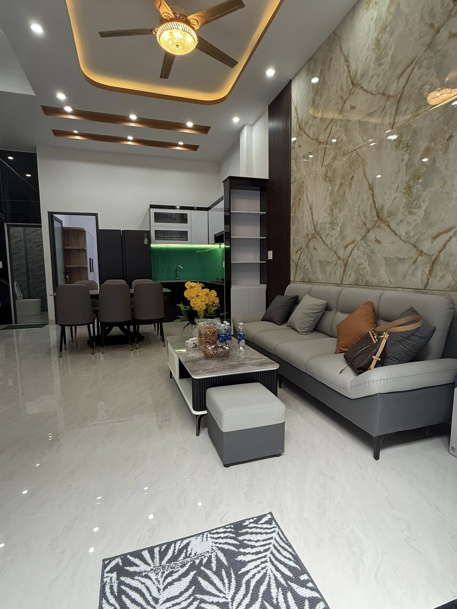 🔴💥Bán nhà đẹp FULL nội thất 3 tầng kiệt Trường Chinh 15979009