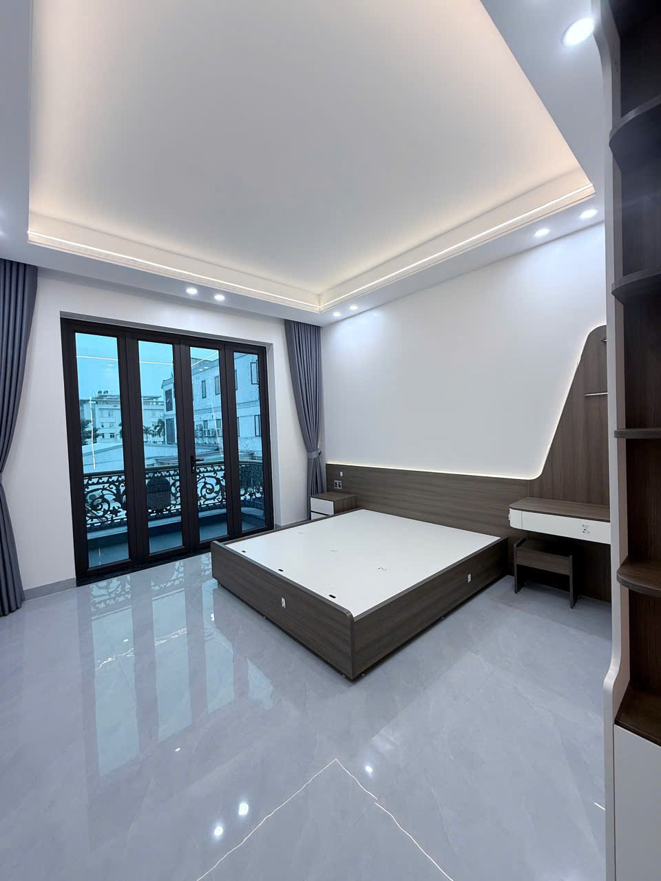 BÁN NHÀ 6 TẦNG CÓ THANG MÁY TUYẾN 2 LÊ HỒNG PHONG – HẢI AN – DIỆN TÍCH 60M² – GIÁ 12,5 TỶ 15979016