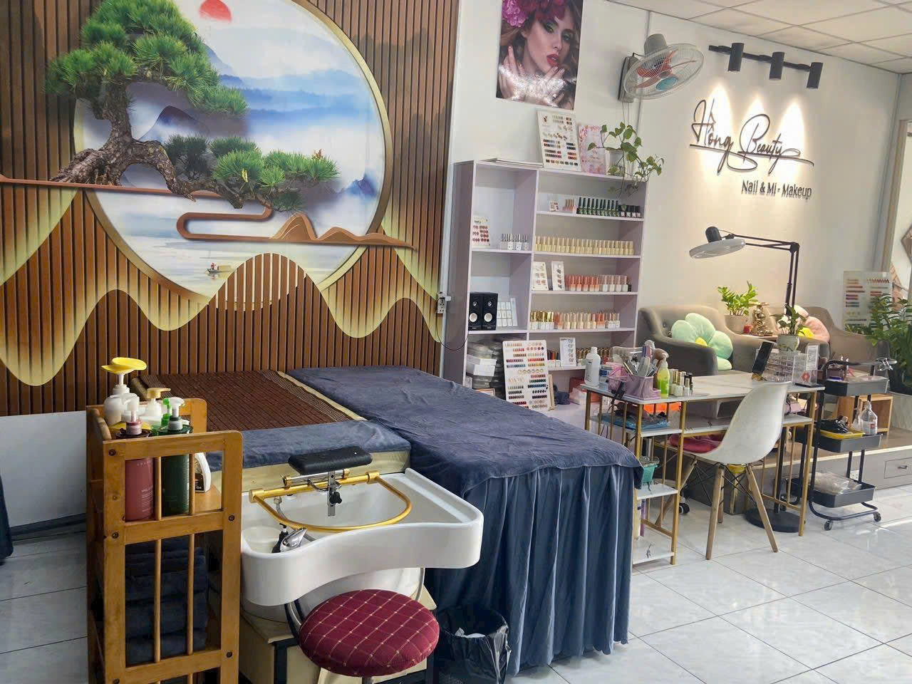 SANG NHƯỢNG TIỆM NAIL – MI – GỘI ĐẦU - HOẶC CHO THUÊ LẠI MẶT BẰNG - P.PHƯỚC LONG 15979039