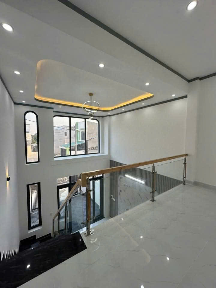 NHÀ 1 TRỆT 1 LỬNG GIÁ TỐT – SỔ HỒNG RIÊNG – GẦN BỬU LONG 15979047