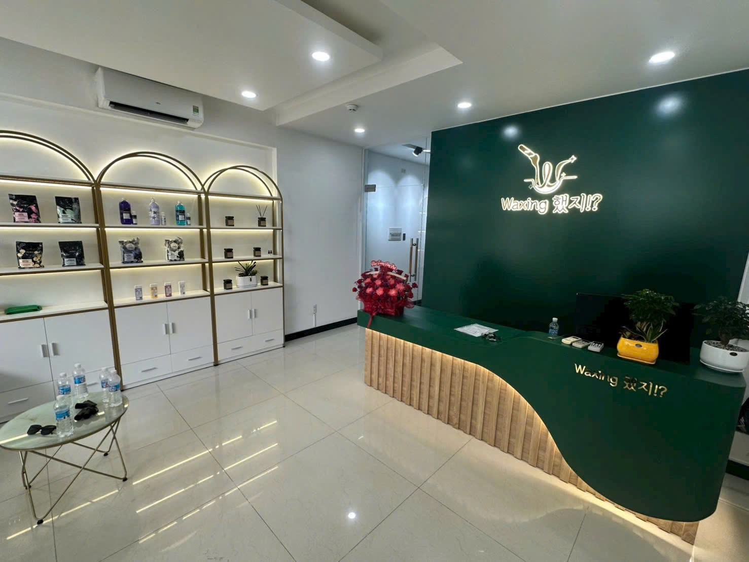 SANG NHƯỢNG GẤP CỬA HÀNG WAXING – QUẬN 7, TP.HCM - 250m2 - giá sang chỉ 330 triệu 15979094