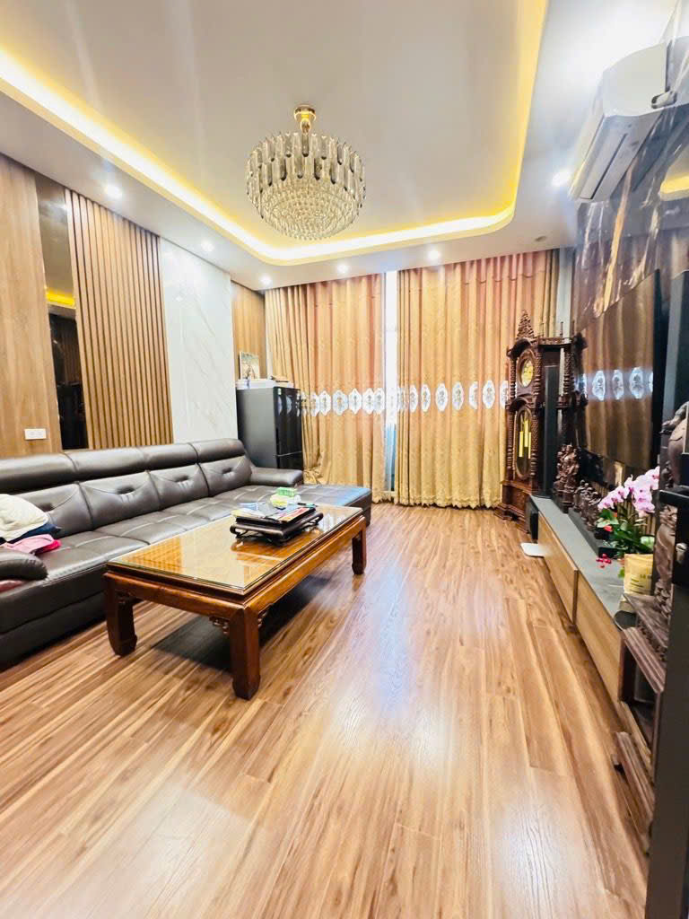 Bán nhà khu phân lô Võ Văn Dũng, Đống Đa, vỉa hè, ô tô chạy vòng quanh, 35m, 5T, 15 tỷ 15979110