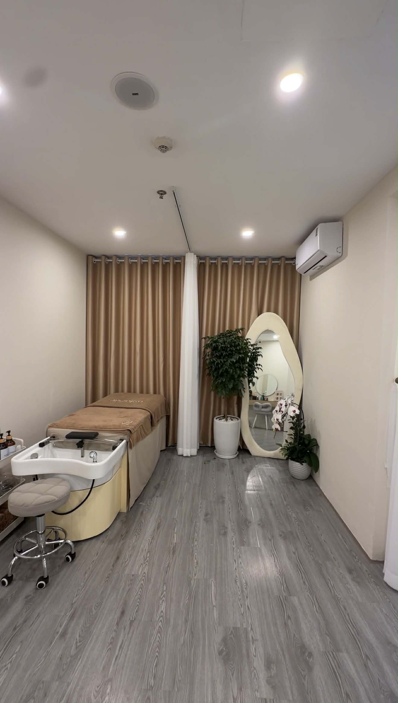 CẦN SANG NHƯỢNG SPA – CHỈ VIỆC VÀO LÀM TẠI VINHOMES SMART CITY 15979120