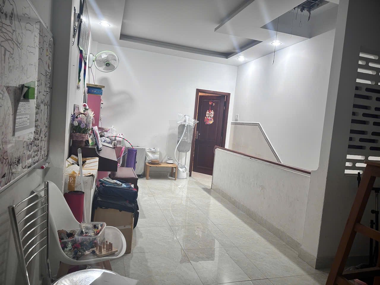 BÁN NHÀ 3 TẦNG MẶT TIỀN KINH DOANH ĐƯỚNG 2/4 VĨNH PHƯỚC 15979124