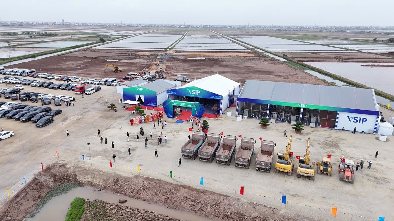 Bán trục hoà bình Quất Lâm 97m2 nhỉnh 2 tỷ gần Quảng trường biển 15979130