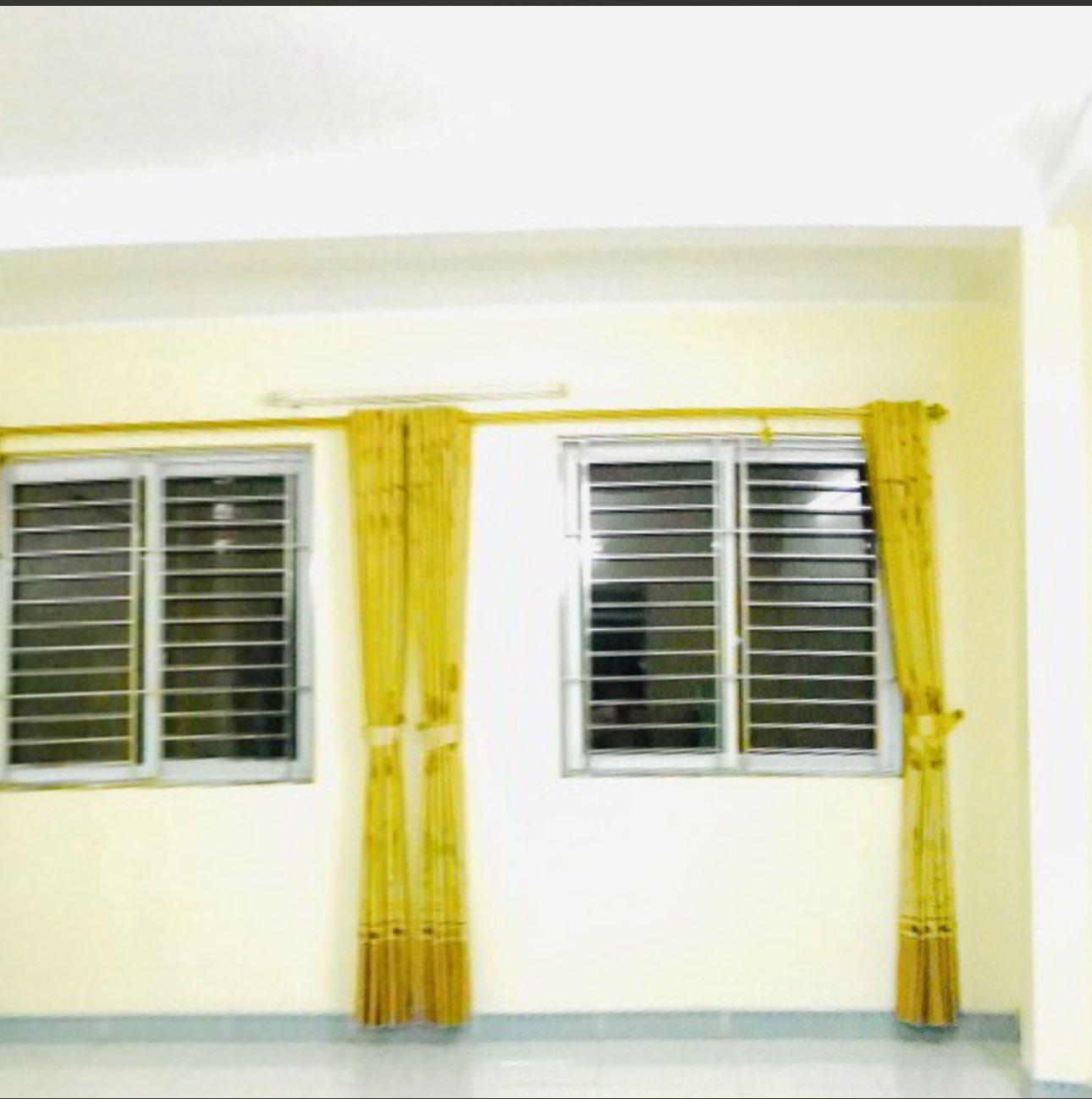 Cho thuê nhà ngõ oto Chiến Thắng 60m2* 2,5 tầng, 1 ngủ, 3 WC, Giá 11 triệu 15979176