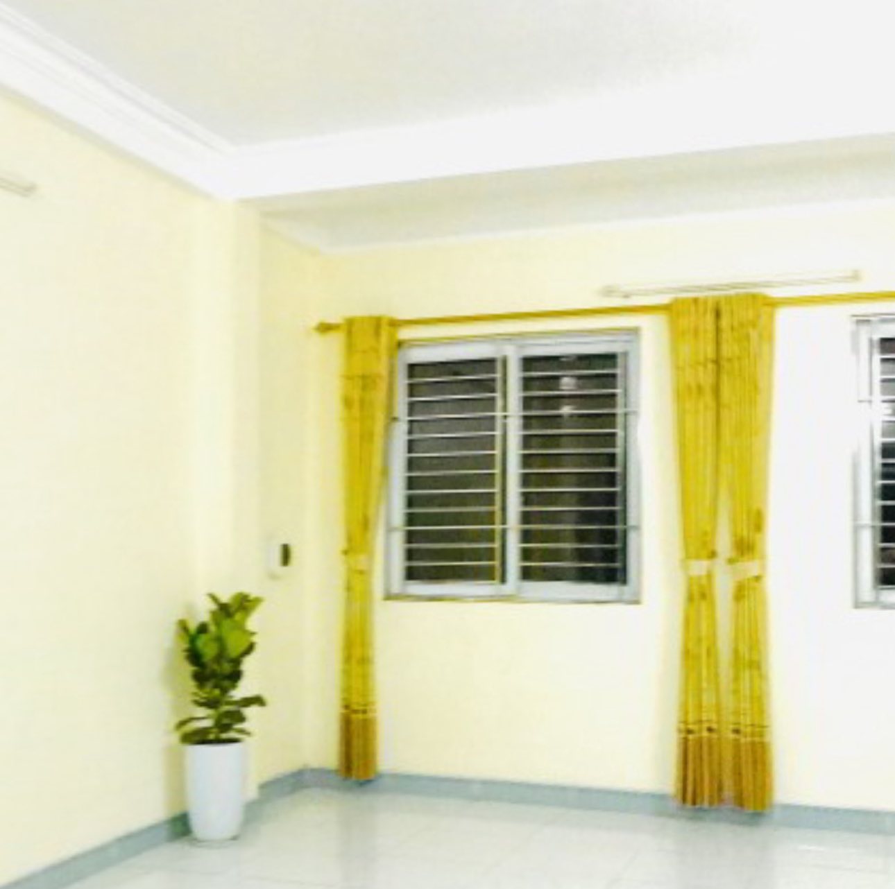 Cho thuê nhà ngõ oto Chiến Thắng 60m2* 2,5 tầng, 1 ngủ, 3 WC, Giá 11 triệu 15979176