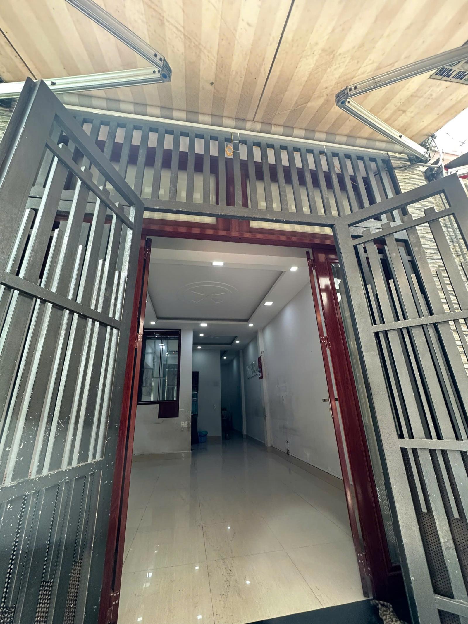 NHÀ HIẾM PHAN VĂN HỚN – HẺM 4M – 2 TẦNG BTCT – SỔ VUÔNG ĐẸP – CHỈ 4,1 TỶ TL 15979177