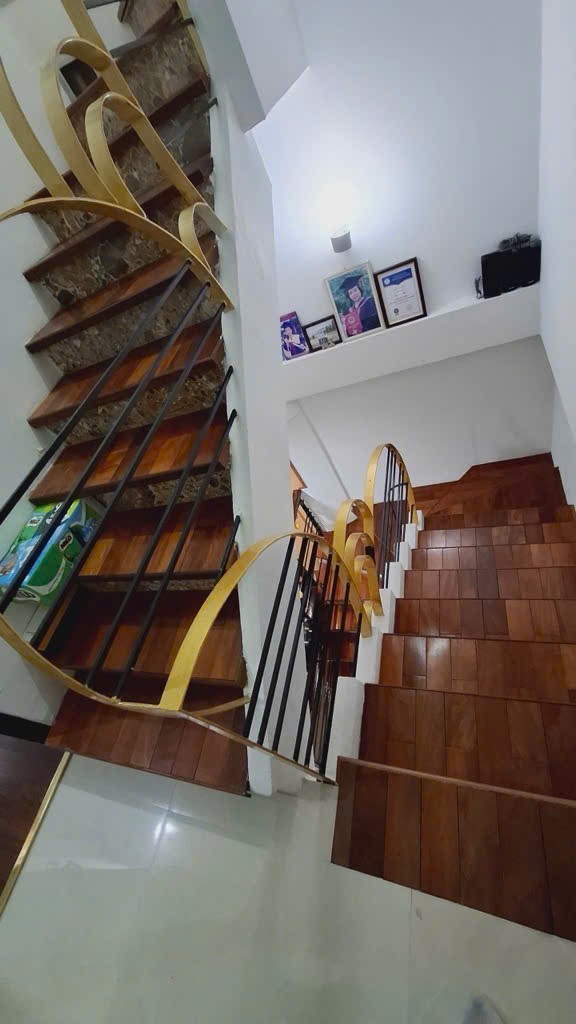 CHỦ NHÀ TỰ XÂY TÂM HUYẾT - TƯ ĐÌNH 54M2 - ĐÓN SÓNG CẦU TRẦN HƯNG ĐẠO - GIÁ 8,3 TỶ 15979198