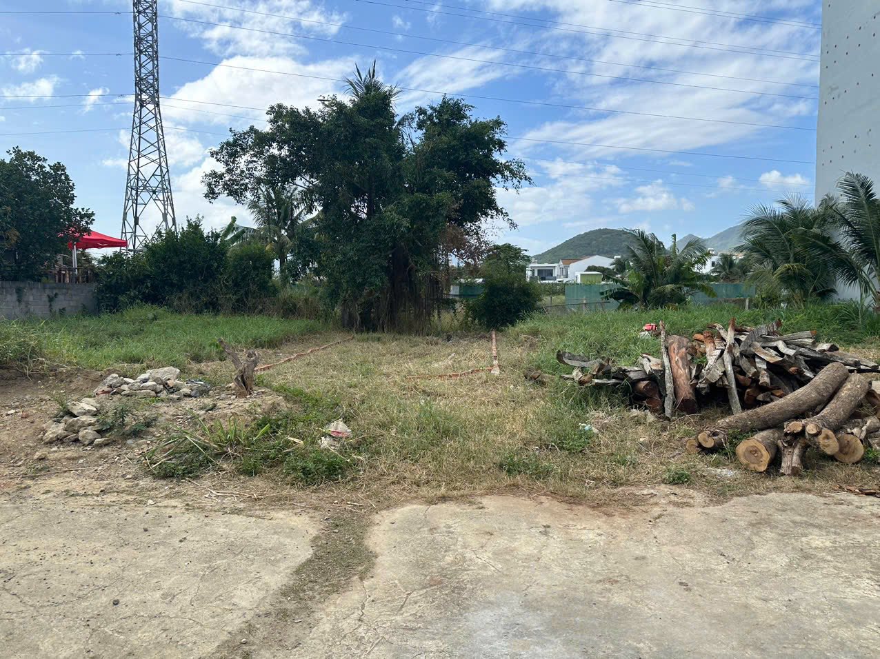 Chủ cần bán lô đất phường Nam nha trang , thuộc xã vĩnh thái củ 15979219