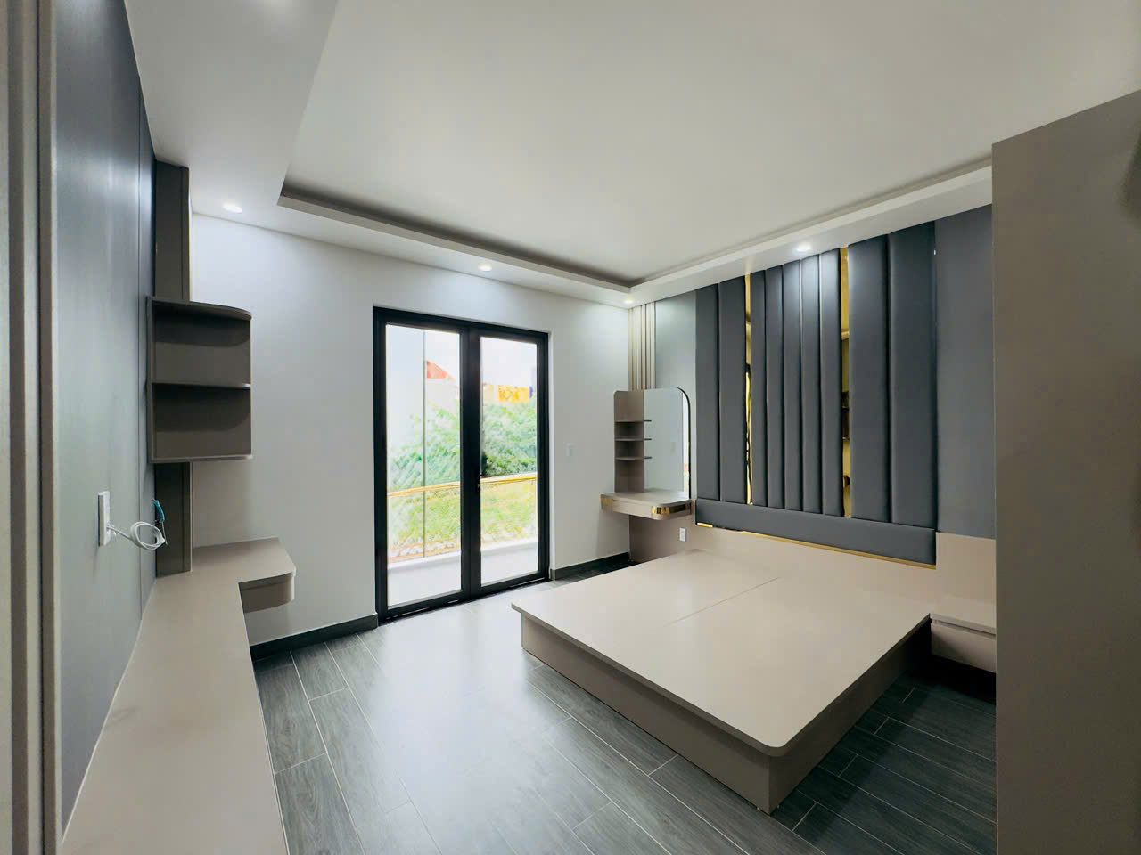 BÁN NHÀ SÂN VƯỜN 4 TẦNG KHU LÊ HỒNG PHONG – Ô TÔ VÀO TẬN NHÀ – GIÁ 6,8 TỶ 15979280