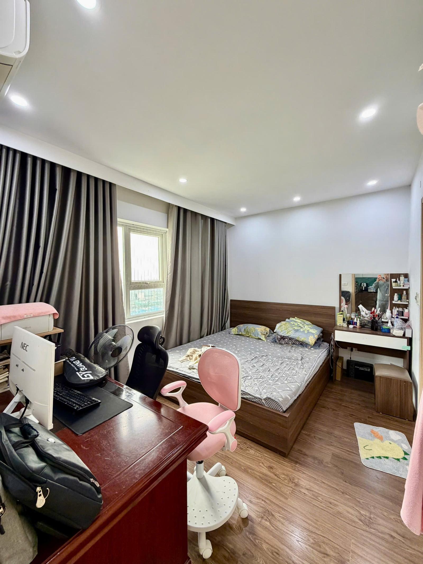 CHỈ HƠN 4 TỶ CÓ NGAY CĂN GÓC 02 NGỦ VIEW HỒ, 80 (M2) ,06 TÒA MỚI, KĐT THANH HÀ, HÀ ĐÔNG, HÀ NỘI 15979283